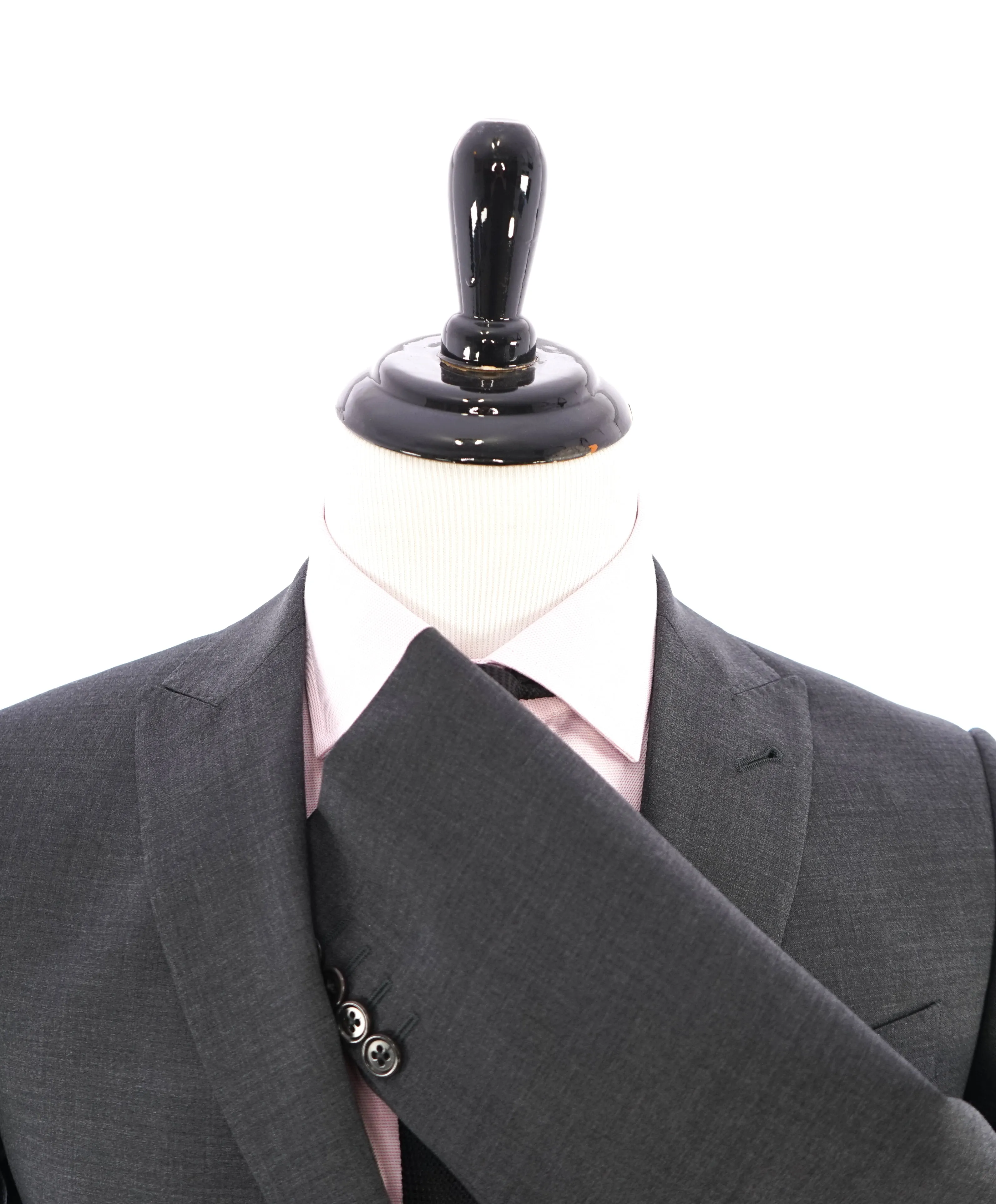$1,895 ARMANI COLLEZIONI - Peak Lapel Charcoal Gray Suit "Slim Drop 8" - 42R