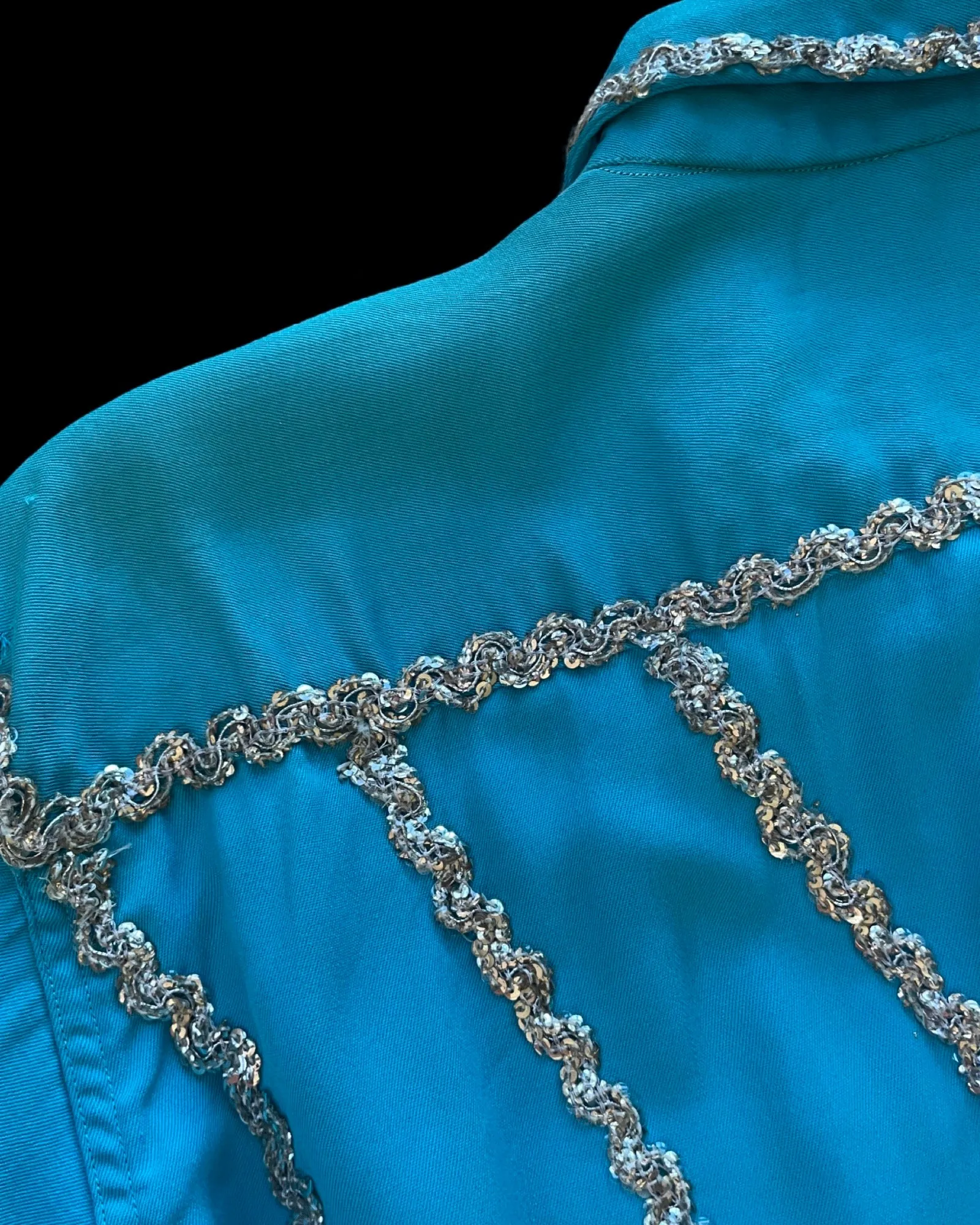 1950s Lee 101 Electric Turquoise Sequin Embellished Western Two Piece Suit W* Bow Clip