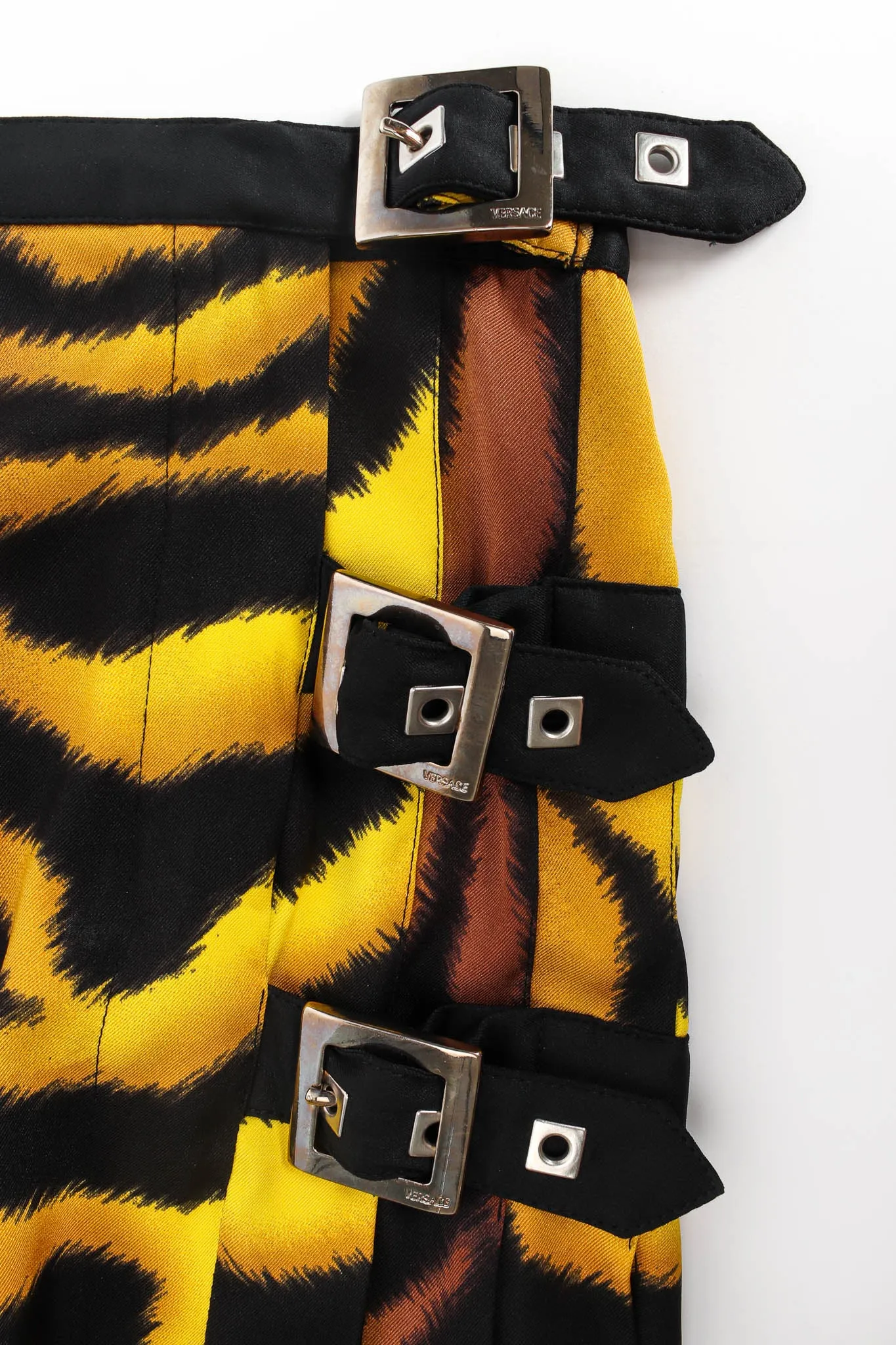 2004 A/W Tiger Pleat Tennis Skirt