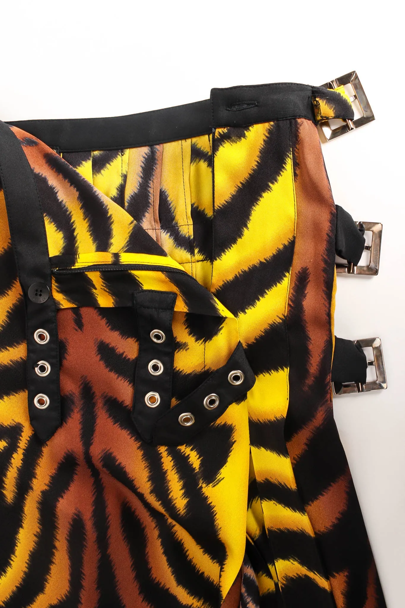 2004 A/W Tiger Pleat Tennis Skirt
