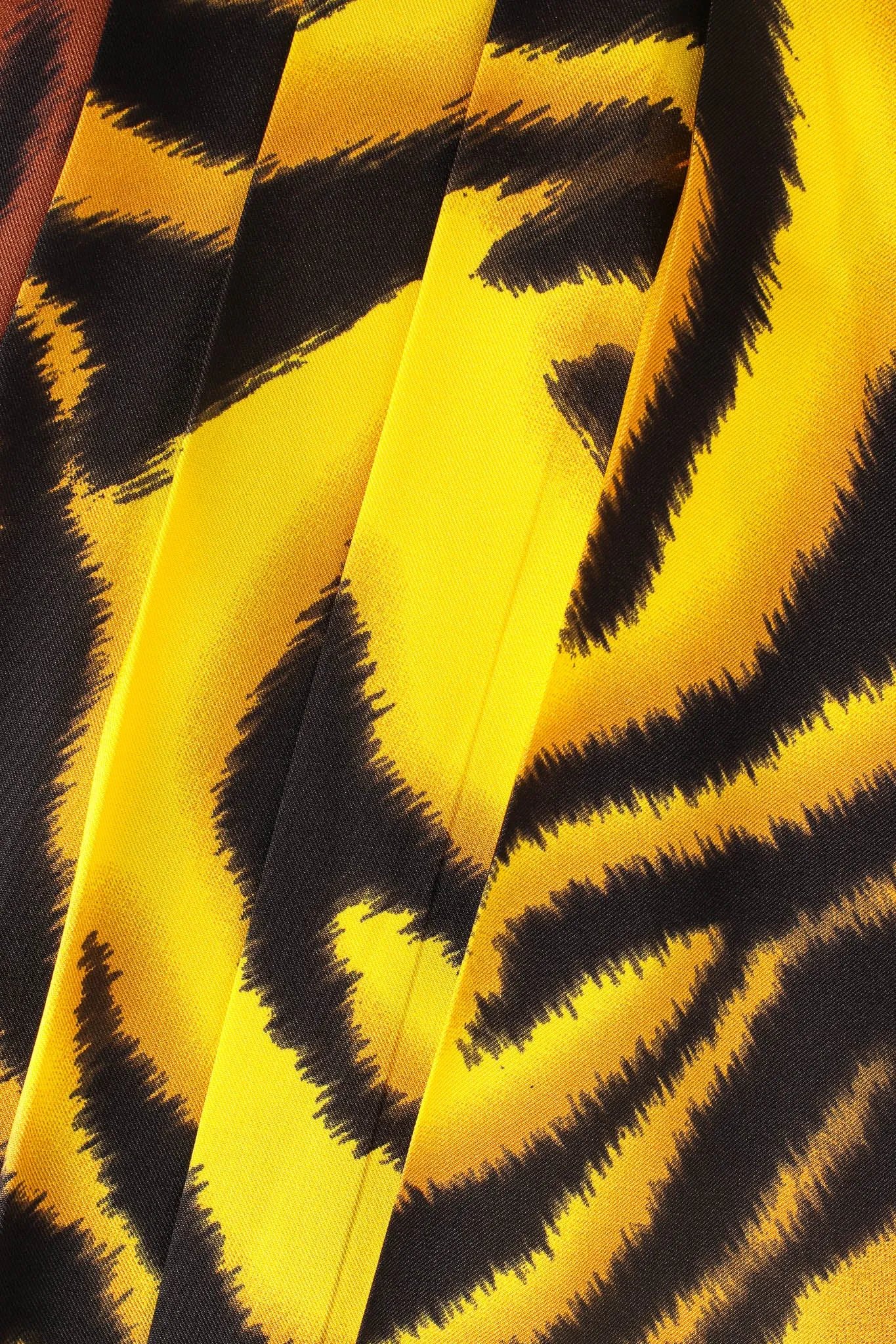 2004 A/W Tiger Pleat Tennis Skirt