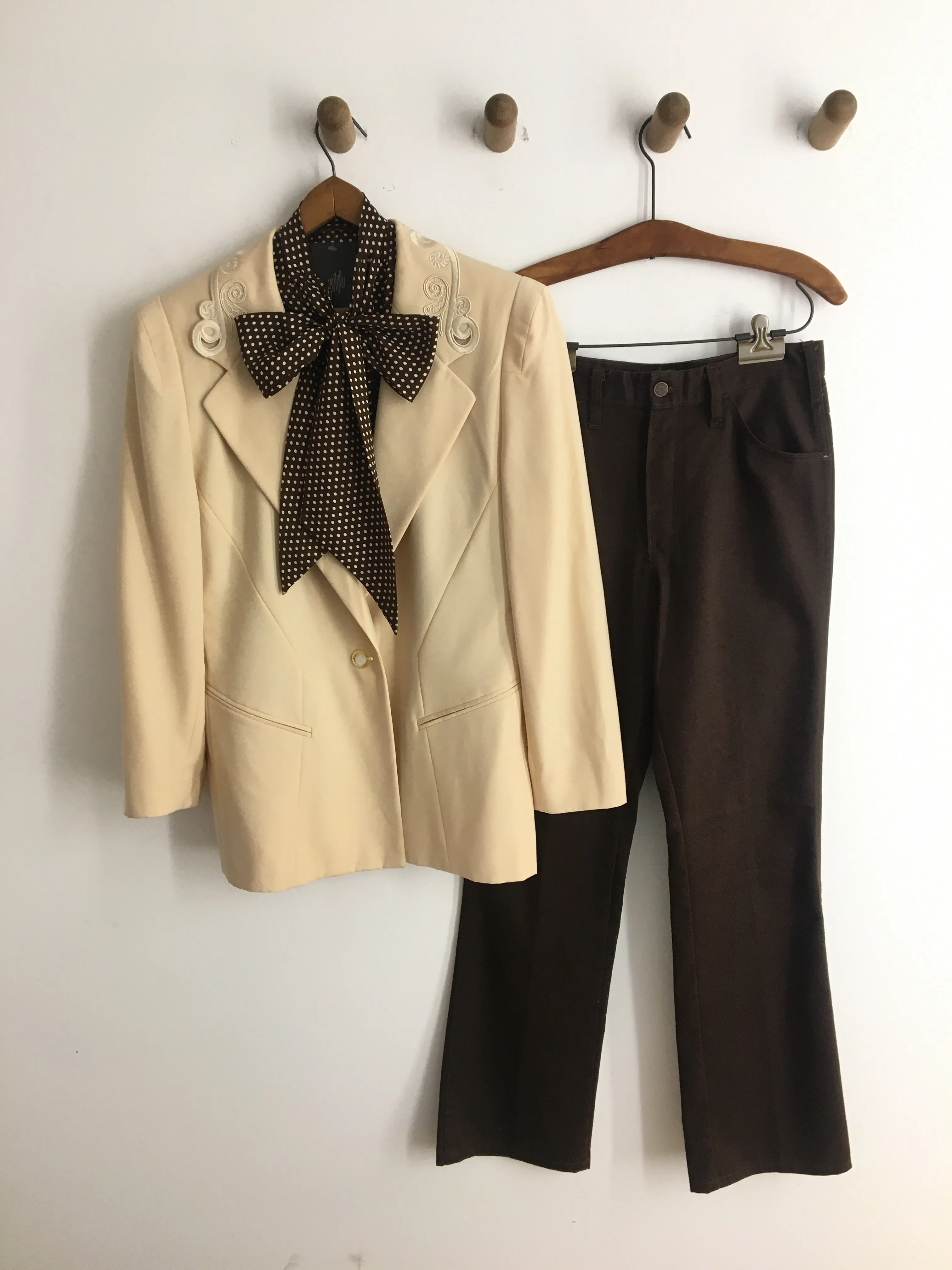 60’s POLKA DOT PUSSY BOW BLOUSE / SMALL