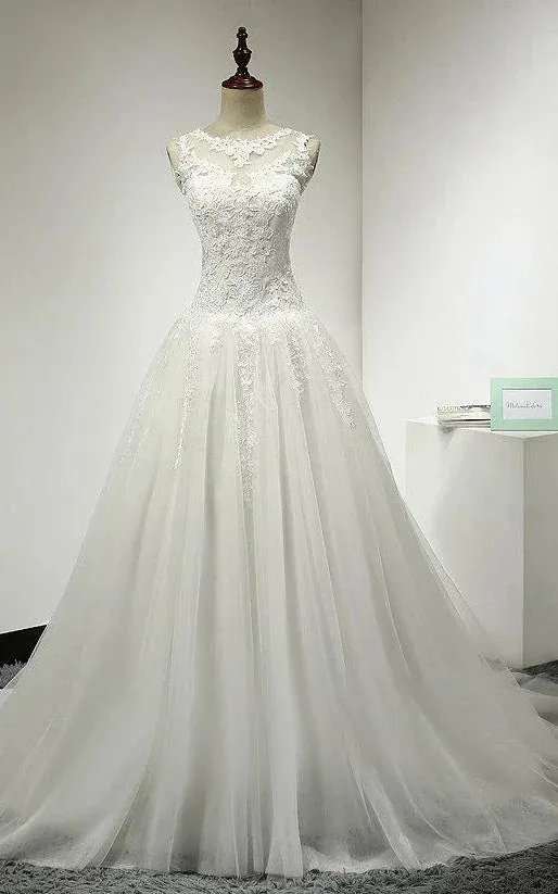 A-Line Tulle Bridal Gown Weddig Dress With Lace Bodice and Dropped Waist