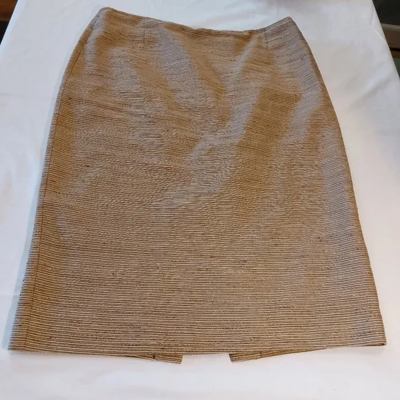 Antonio Melani Tan Textured Skirt Suit Set, Sz 8, Like New