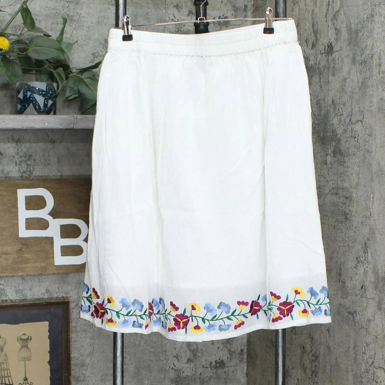 Antthony Mexicali Embroidered Floral Cotton Gauze Box Pleat Skirt White XL