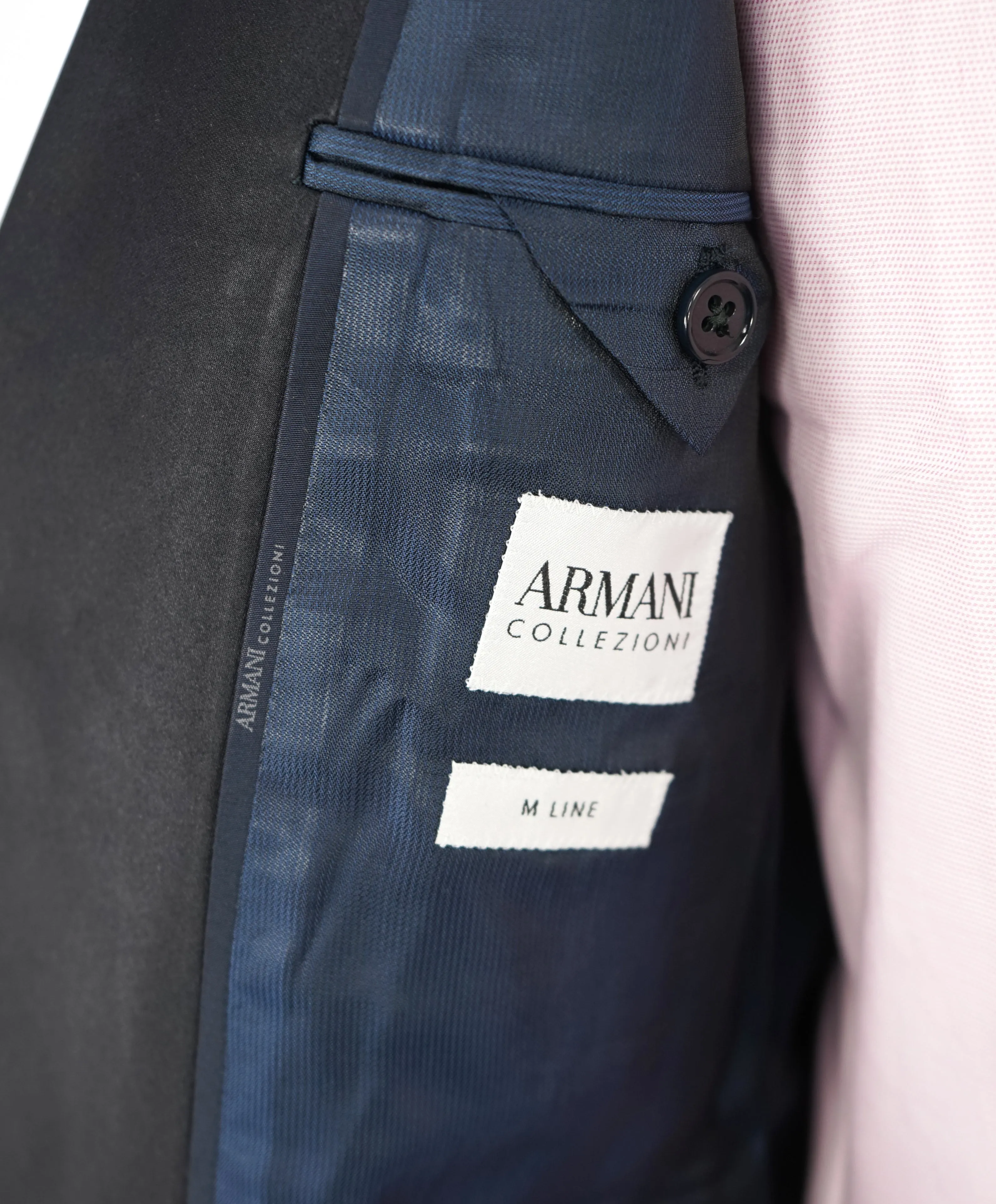 ARMANI COLLEZIONI - "M Line" Blue Slim 1-Button Tuxedo Peak Lapels - 40R