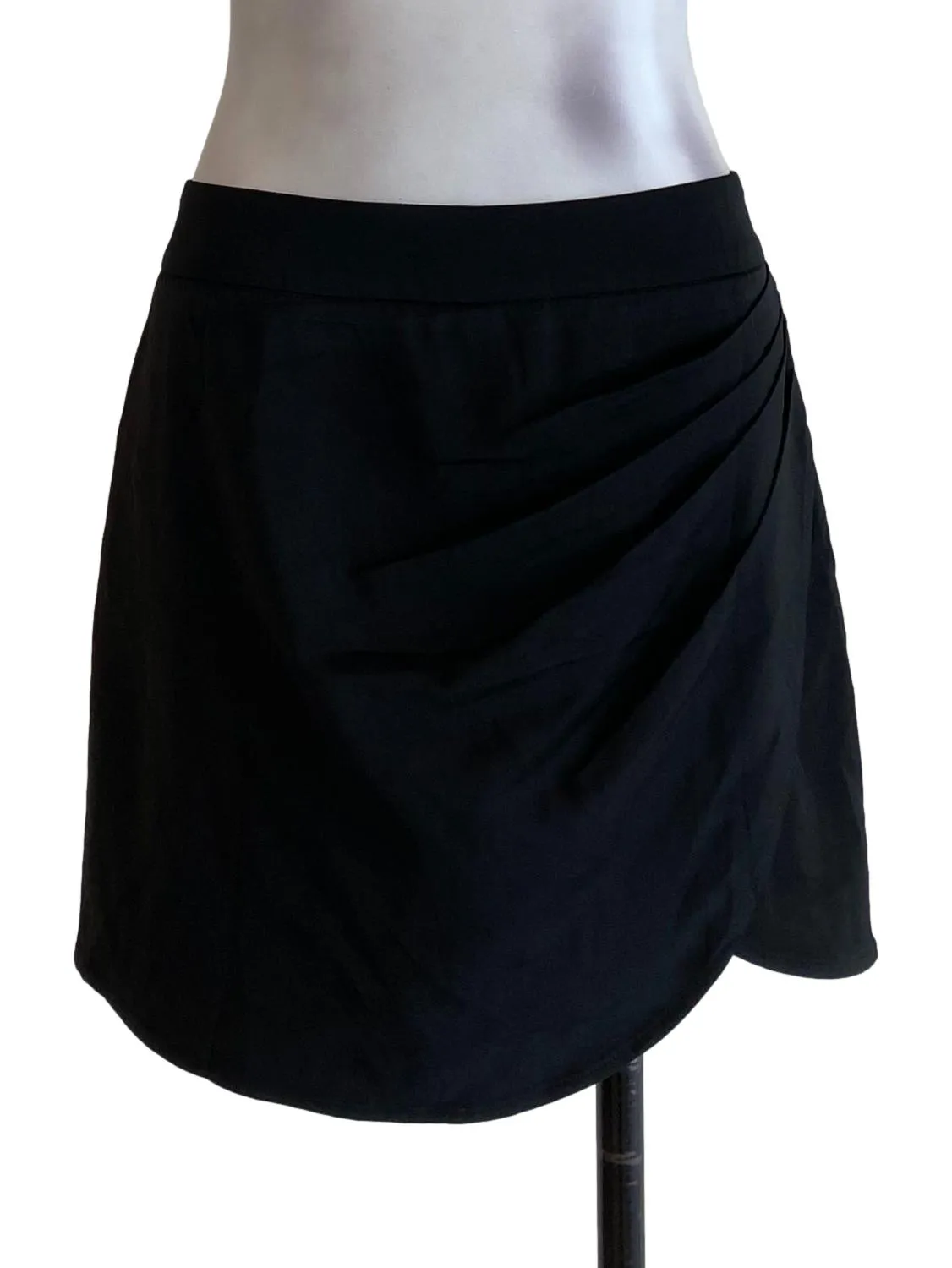 Black Pleated Straight Pants