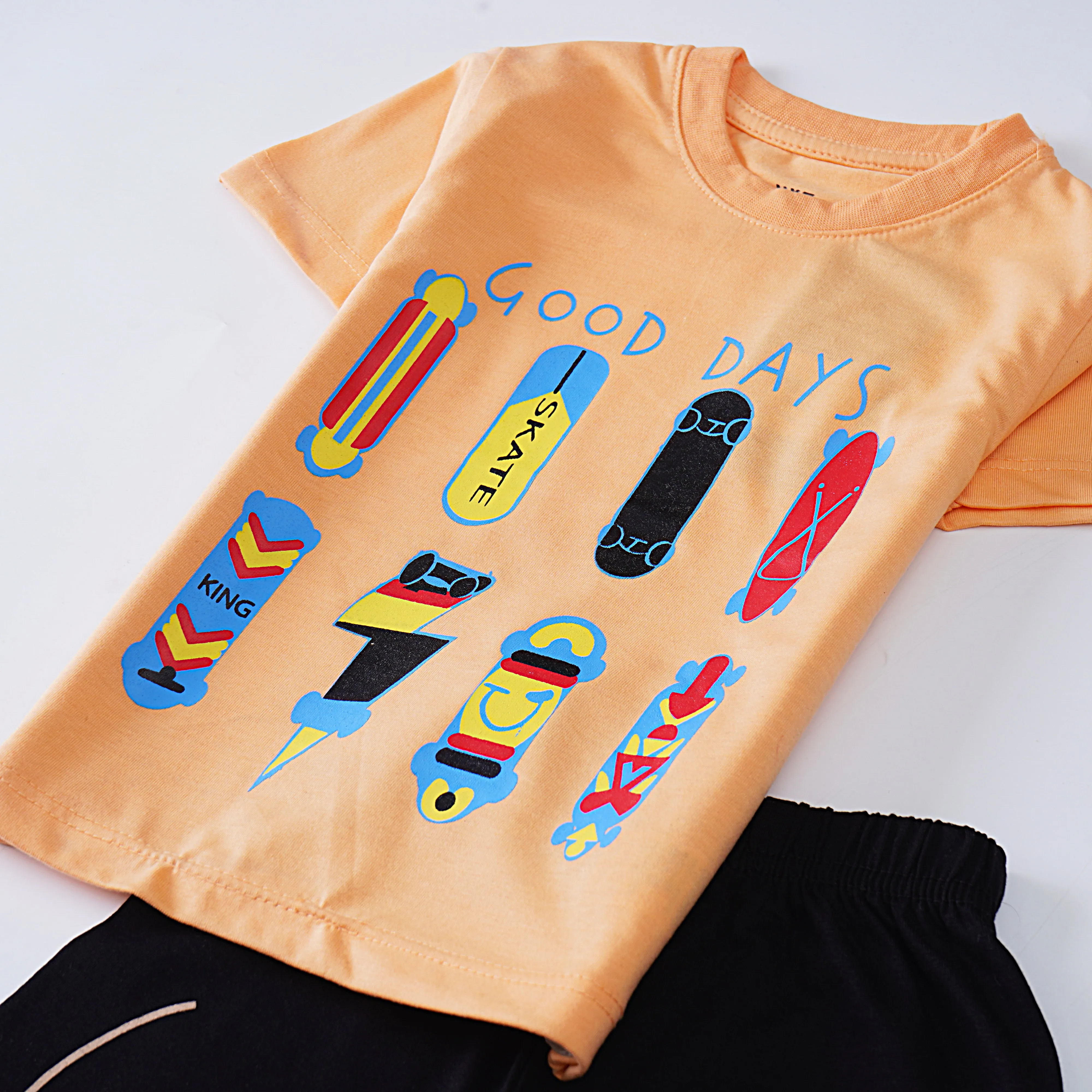 Boys Half Sleeves 2 Piece Suit (good days)