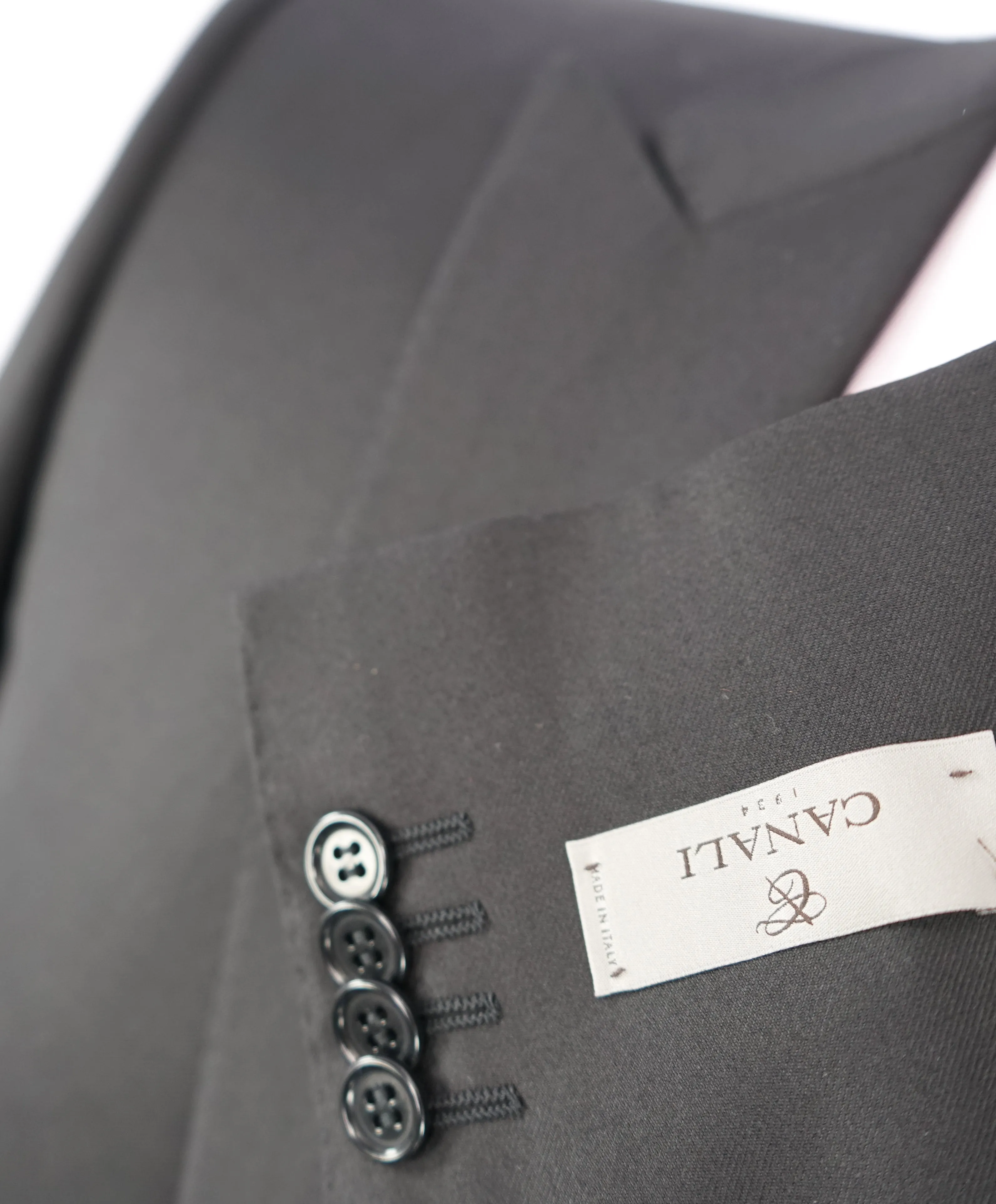 CANALI - Jet Black Peak Lapel Premium Wool Suit - 40R