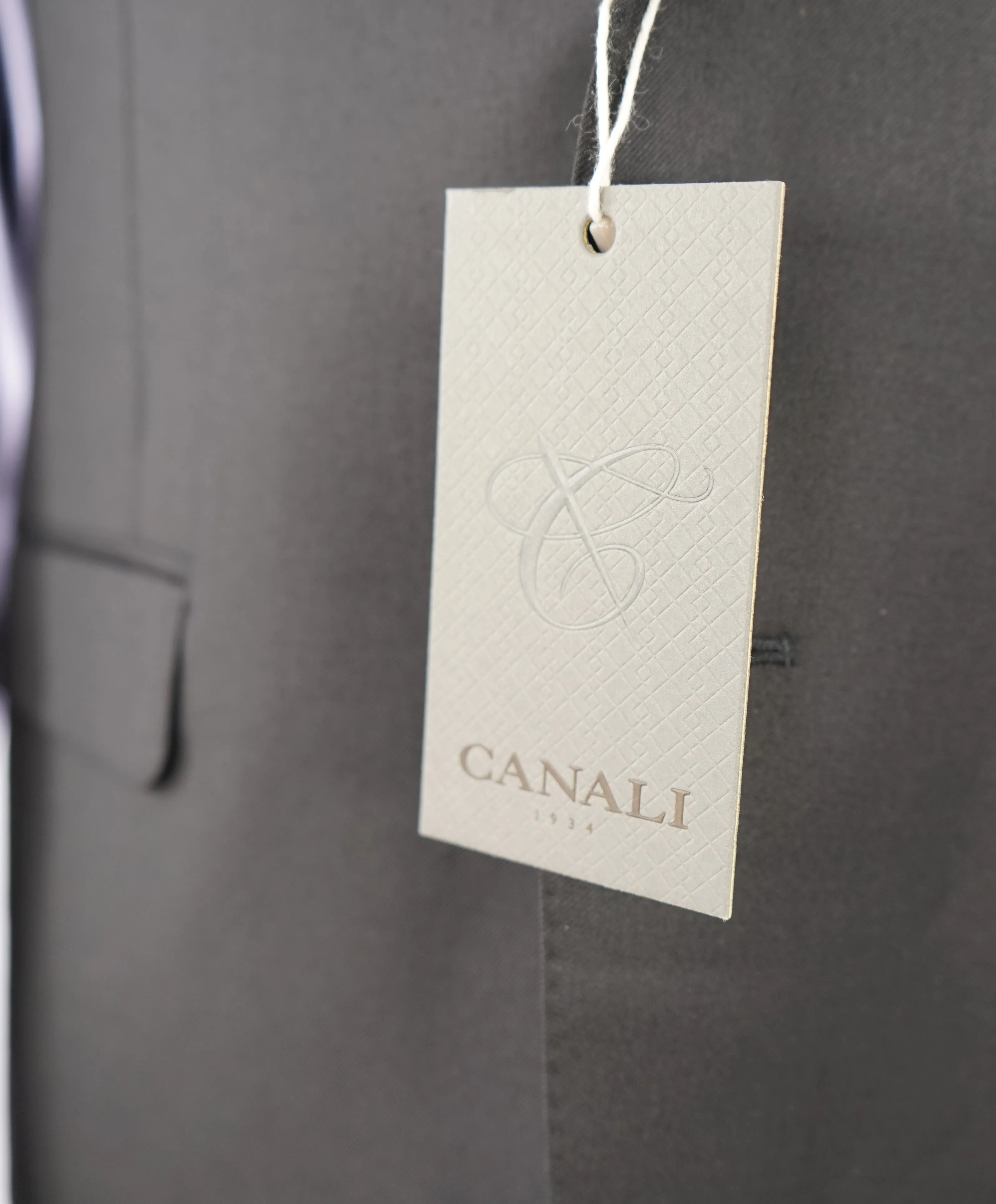 CANALI - Jet Black Peak Lapel Premium Wool Suit - 40R