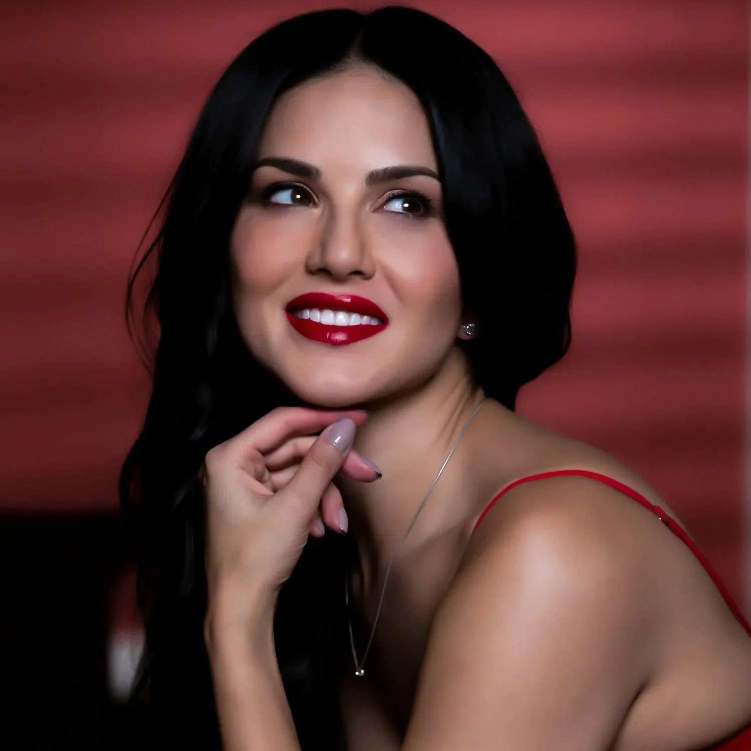 Cherry Bomb - 2Pcs Lip Kit, Lipstick & Lipliner Kit - Red