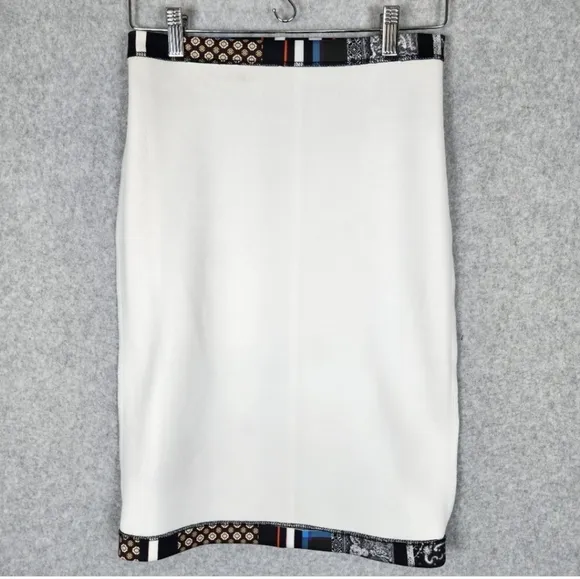 Clover Canyon Scuba Pull On Pencil Skirt in Library Stripe Size Small EUC #0121