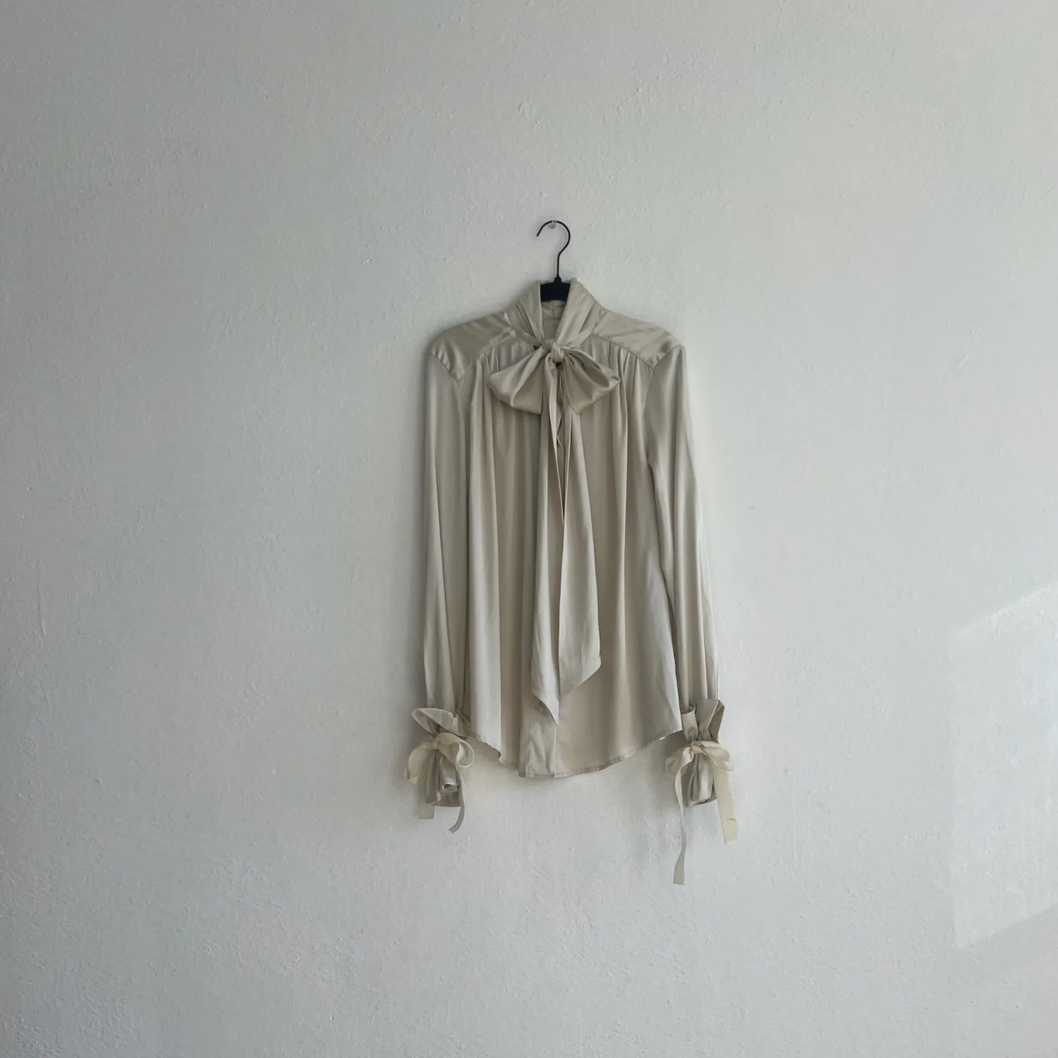 Creme Silk Pussybow Shirt - Pre Order
