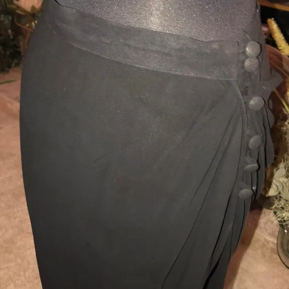 Emporio Armani Gorgeous Skirt SZ 44