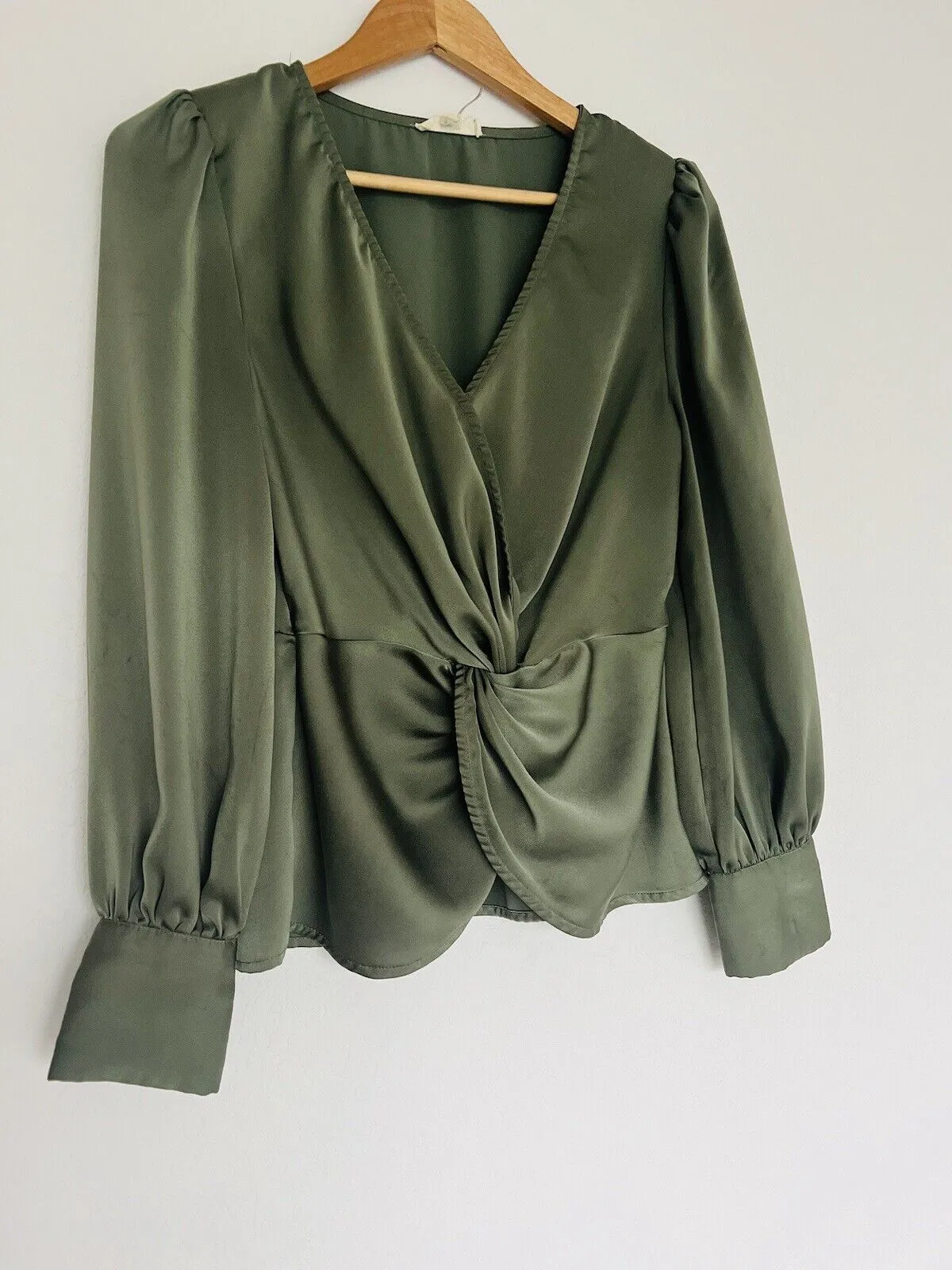 ENTRO Olive Satin Blouse Sz S Balloon Sleeves Flowy Workwear Office
