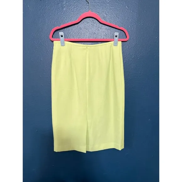 Evan-Picone Light Green Skirt Suit Set Size 6