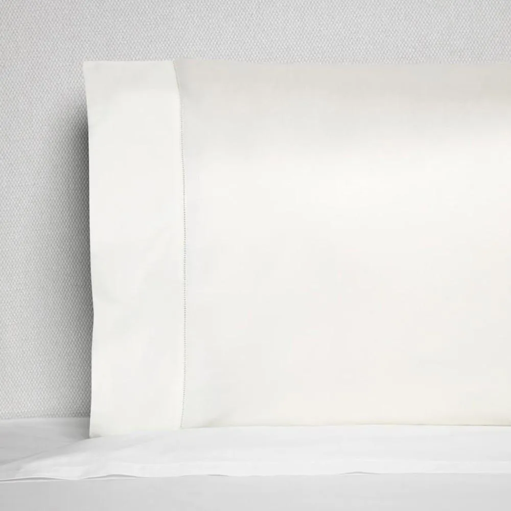 Giza 45 Seta Pillowcase Pair by Sferra
