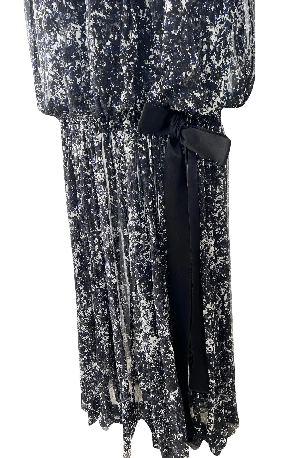 Gorgeous Spring 2012 Chanel by Karl Lagerfeld Hand Crochet Knit & Silk Chiffon Blue Dress w Scarf