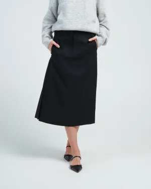 grain de poudre trouser skirt with pleat panel - black