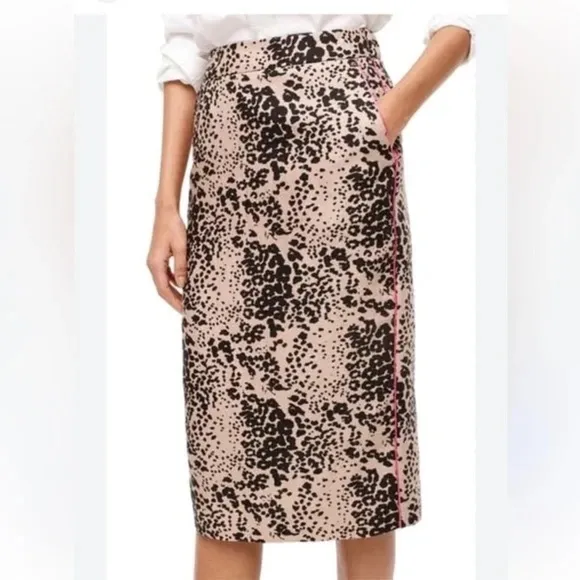 J Crew Linen Leopard Print Pencil Skirt With Pink Trim Size 6 NWT