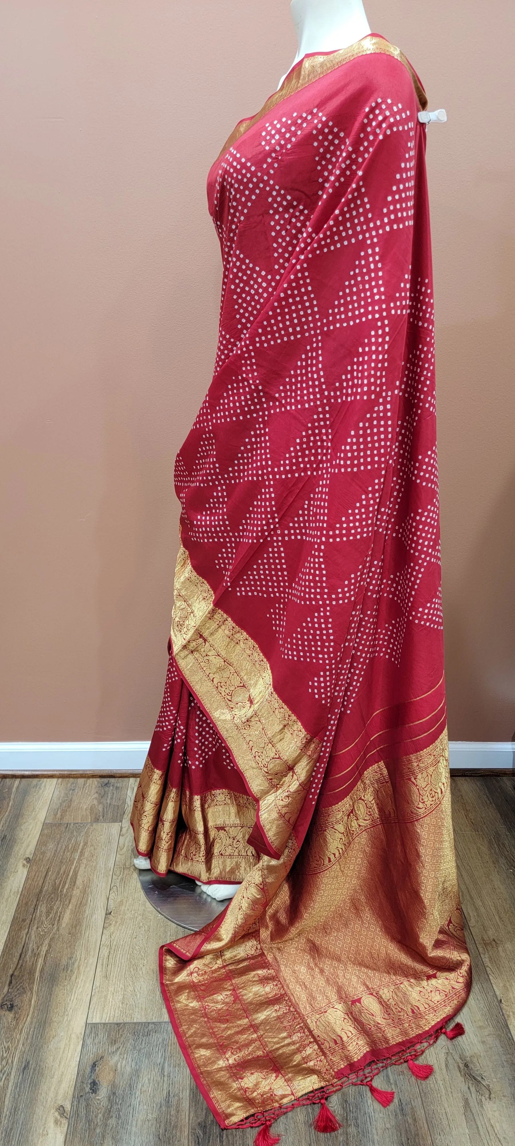 Kanchi Hand Tie Bandhini Saree Collection