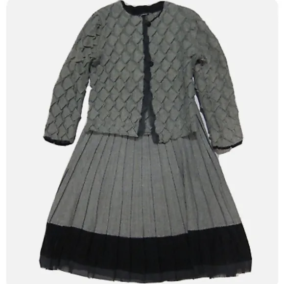 Komarov Herringbone Skirt Suit Diamond Quilt Pin Tuck &amp; Pleated Skirt