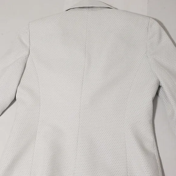 Le Suit 3 Button Skirt Suit Women's size 8 White w Blue mini polka-dot Polyester