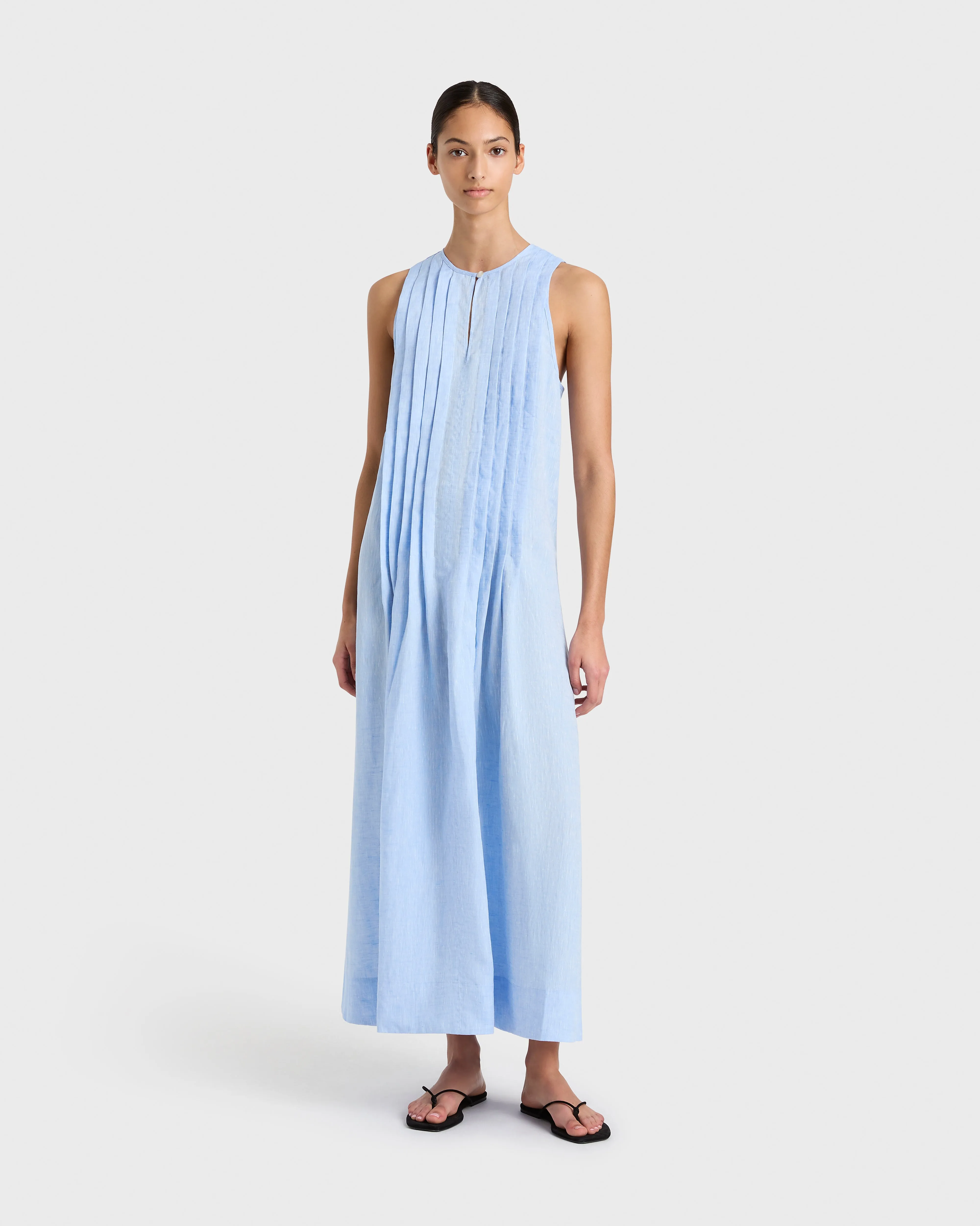 Leiden Pleat Front Maxi Dress - Sky