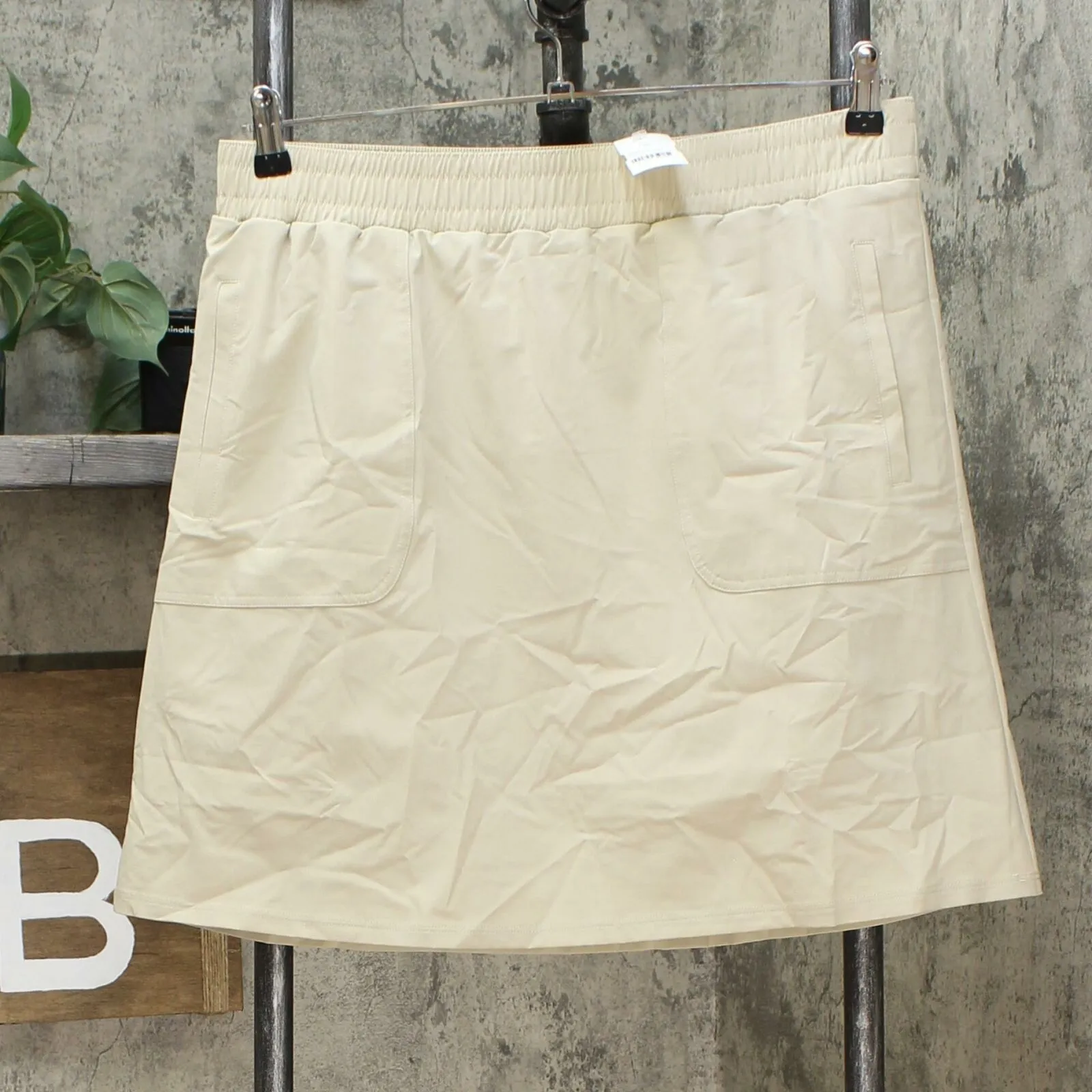 Lemon Way Women's On-the-Move Stretch Tech Skort