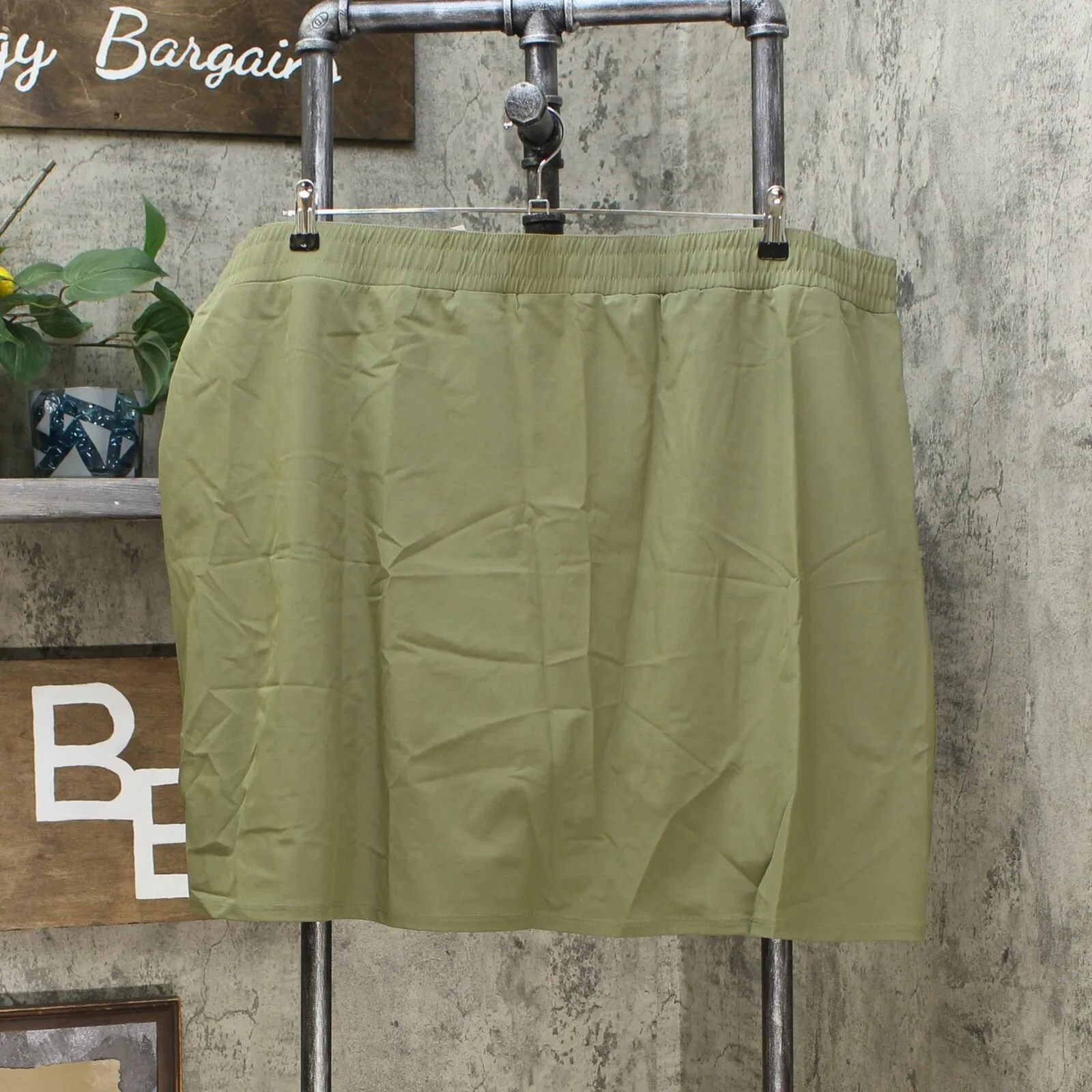 Lemon Way Women's Plus Size On the Move Stretch Tech Skort