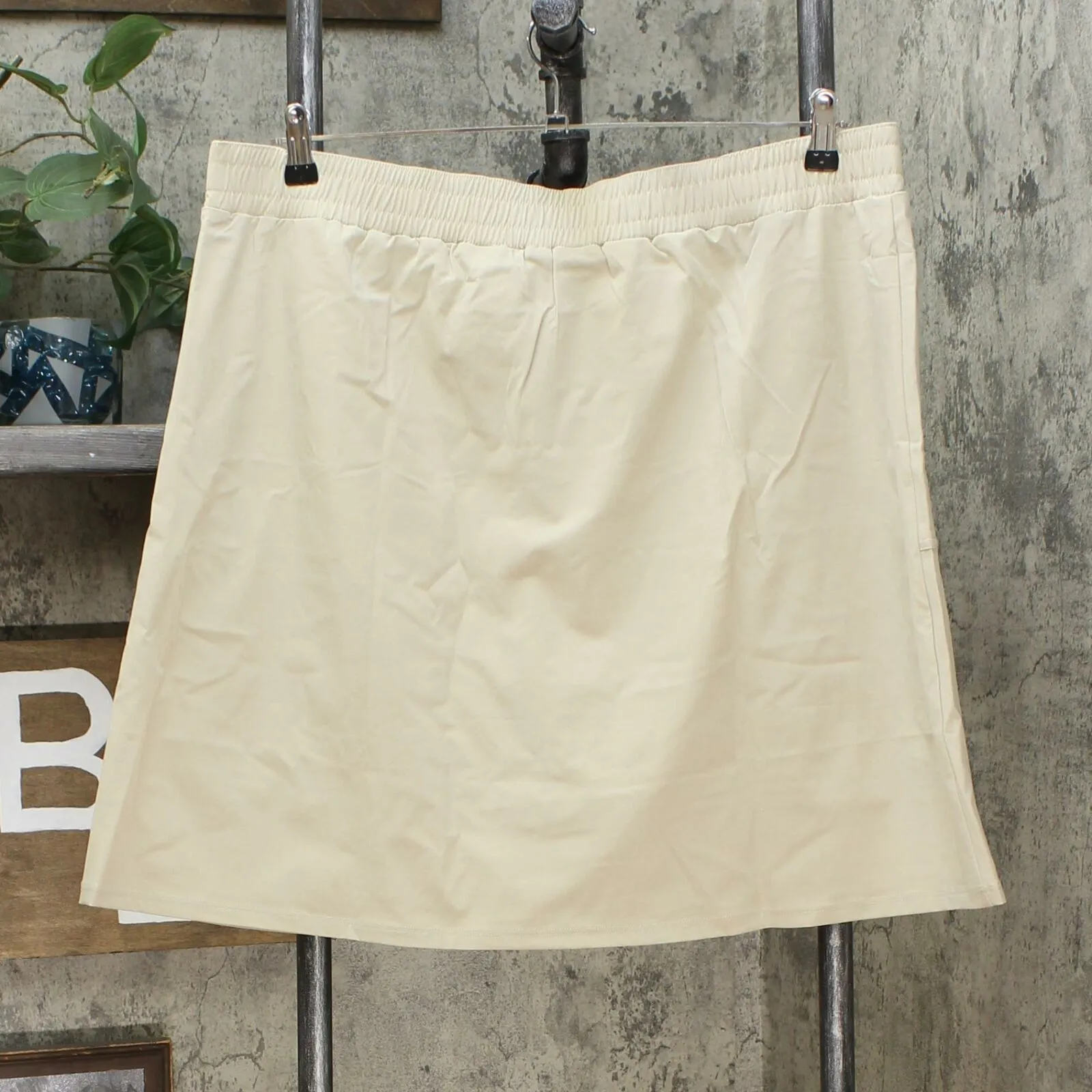 Lemon Way Women's Plus Size On the Move Stretch Tech Skort