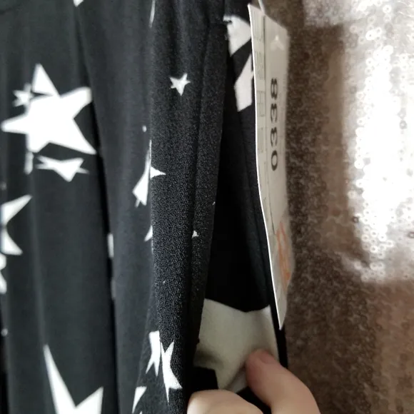 LuLaRoe BNWT XS Madison - black with white stars! ⭐