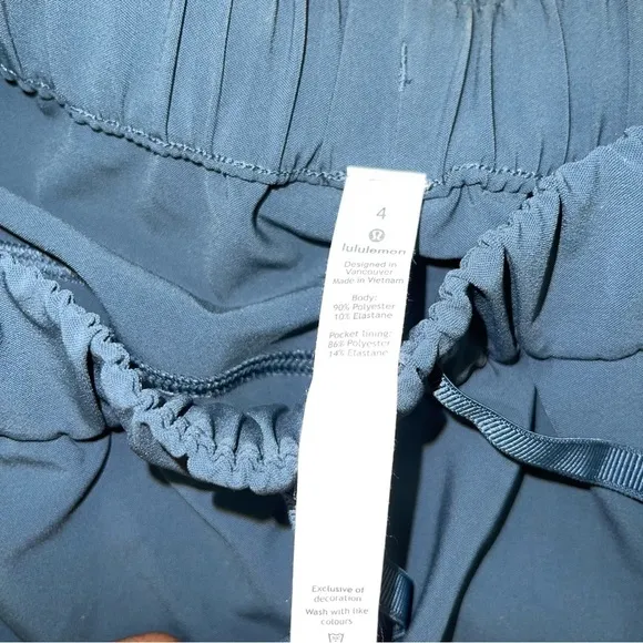 Lululemon On The Fly Skirt *21&quot;Sea Steel size 4