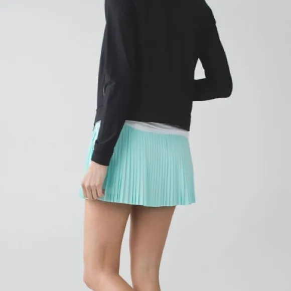 Lululemon Pleat to Street Skirt II‎ Sz 4