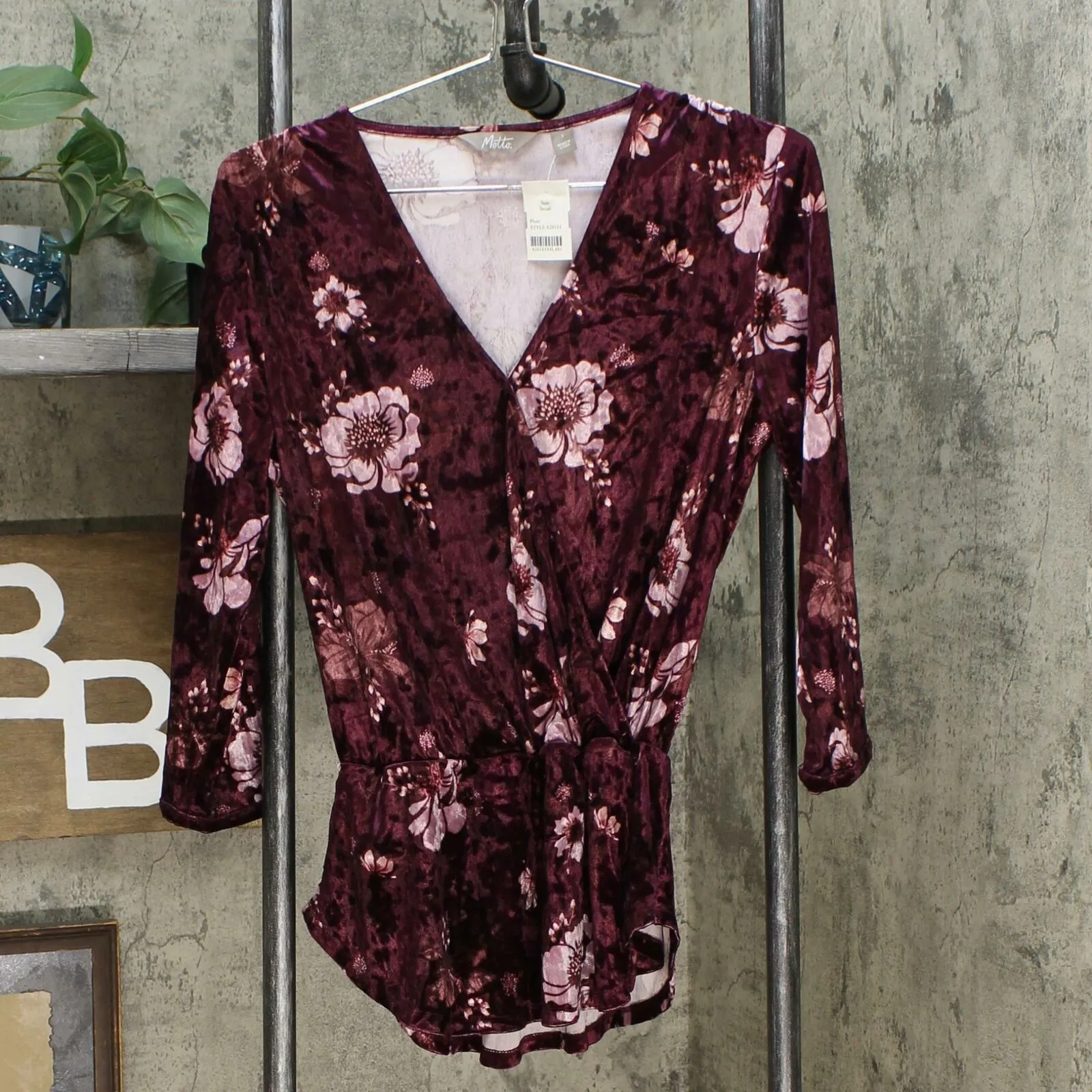 MOTTO Women's Crushed Velvet Printed Surplice Top