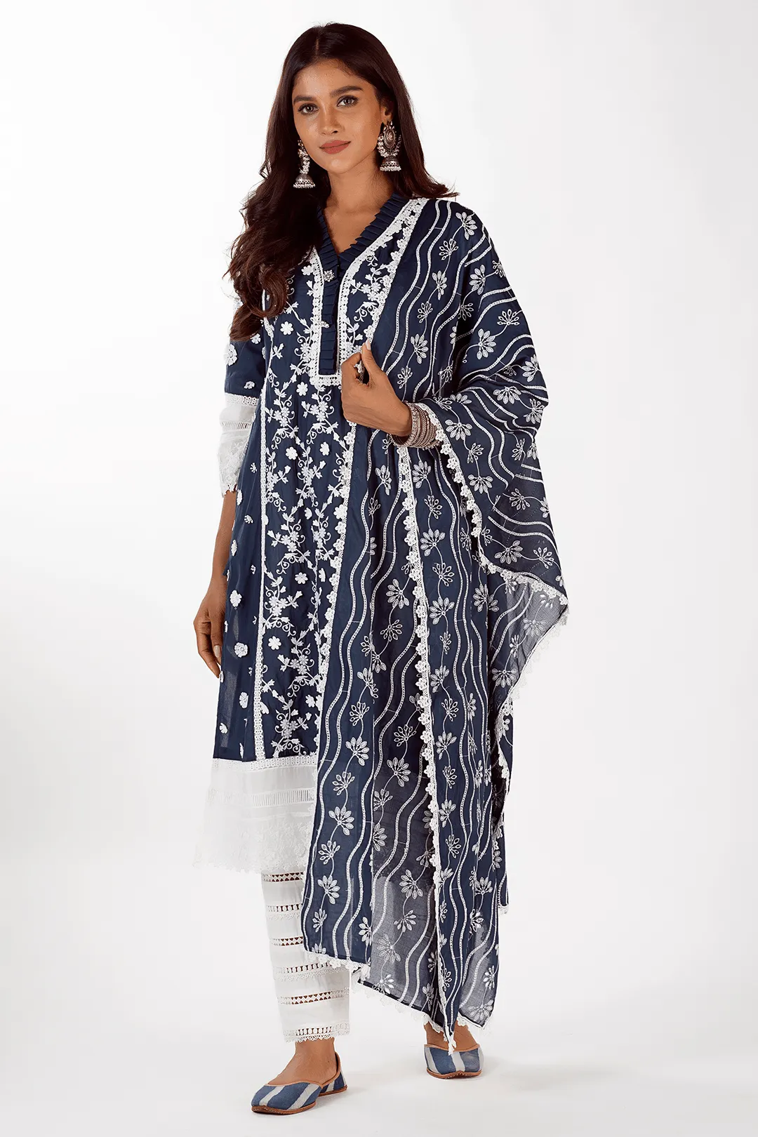 Mulmul Cotton Sadie Navy Kurta With Ladder Lace White Pyajama
