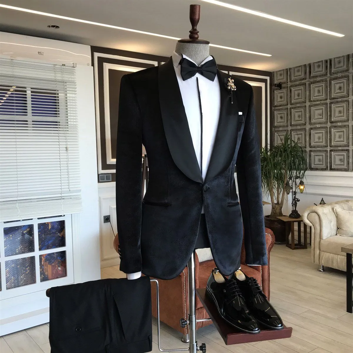 New in Bespoke Velvet Shawl Lapel Slim Fit Wedding Tuxedox