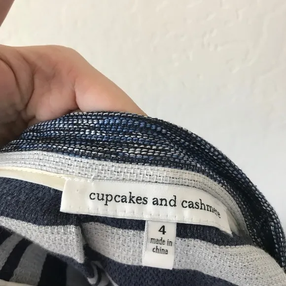 NORDSTROM cupcakes and cashmere Rose Flared Mini Skirt