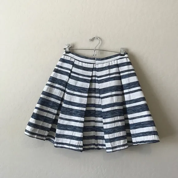 NORDSTROM cupcakes and cashmere Rose Flared Mini Skirt