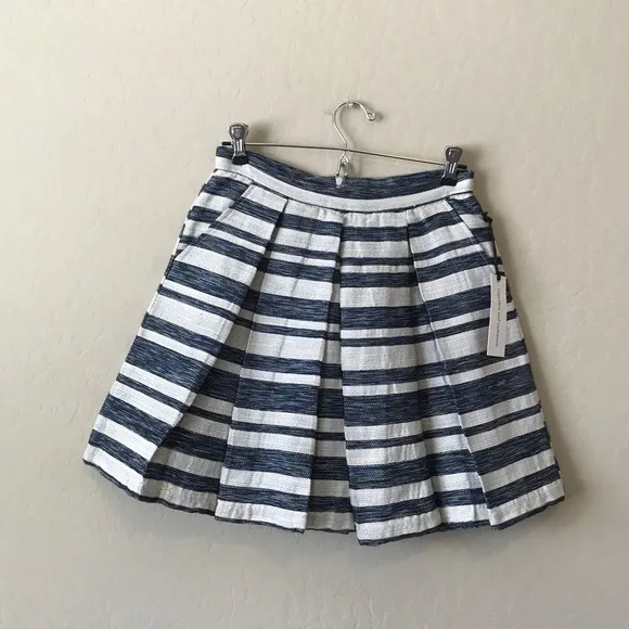 NORDSTROM cupcakes and cashmere Rose Flared Mini Skirt