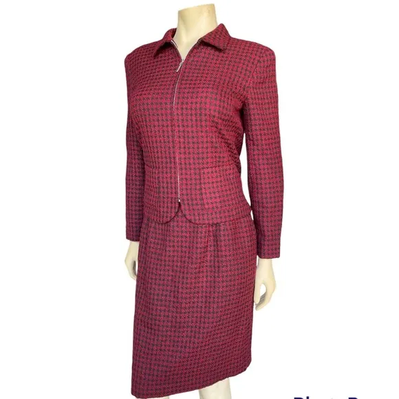 Norton McNaughton Vintage zippered Front skirt Suit