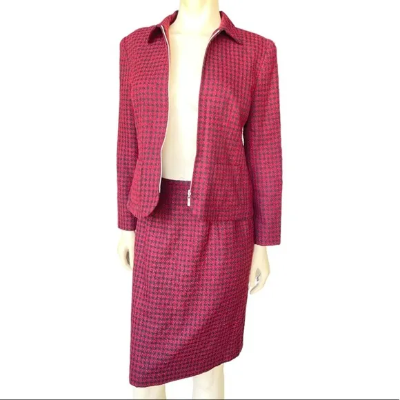 Norton McNaughton Vintage zippered Front skirt Suit