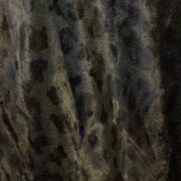 NWOT Harold’s Forest Green Leopard Faux Fur Skirt Size 10