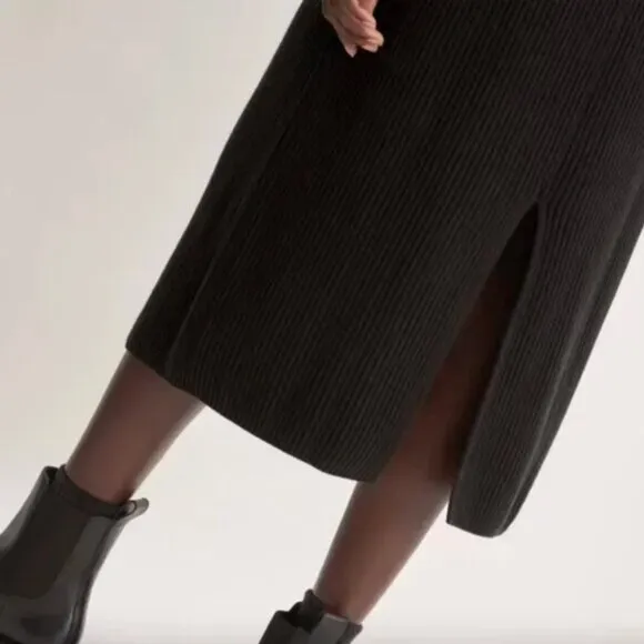 NWT Everlane The Organic Cotton Sweater Midi Skirt Womens M Black