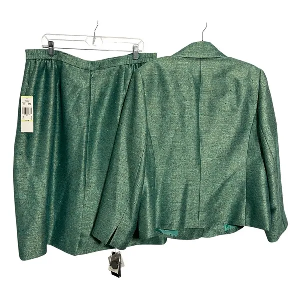 NWT KASPER Green Blazer and Skirt Set 18W