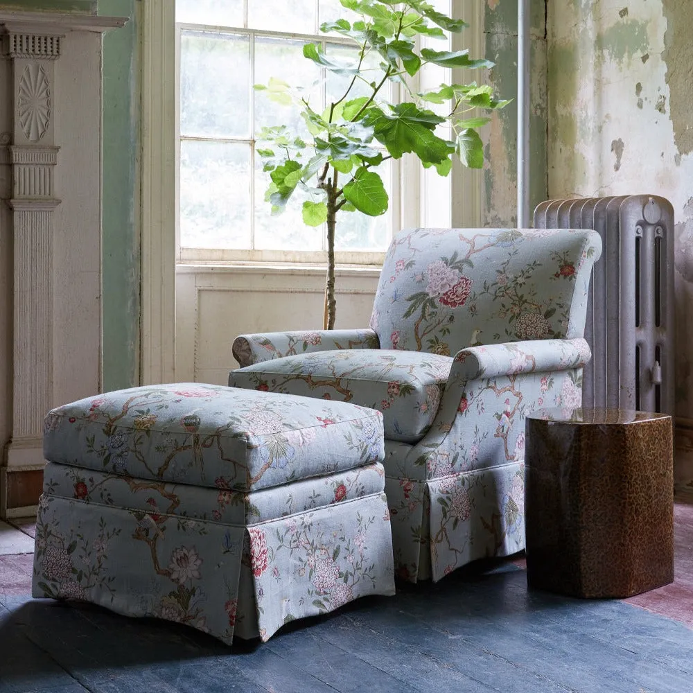 Origo Chair & Ottoman (Wave Skirt)