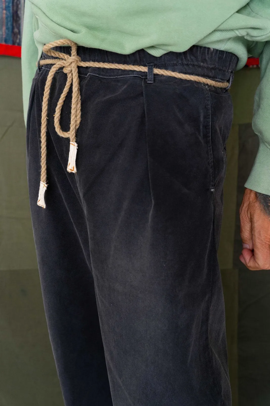 P73 Flare Pleated Japanese Twill Sunfaded Smoke Black