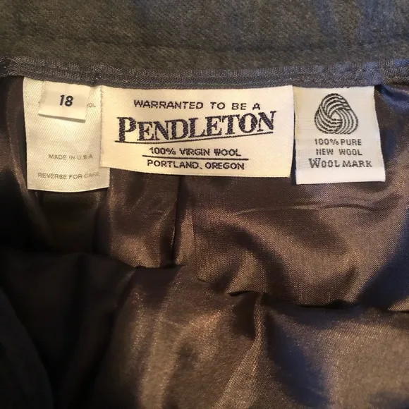 Pendleton Classic Grey Wool Skirt w/ pockets, Size 18
