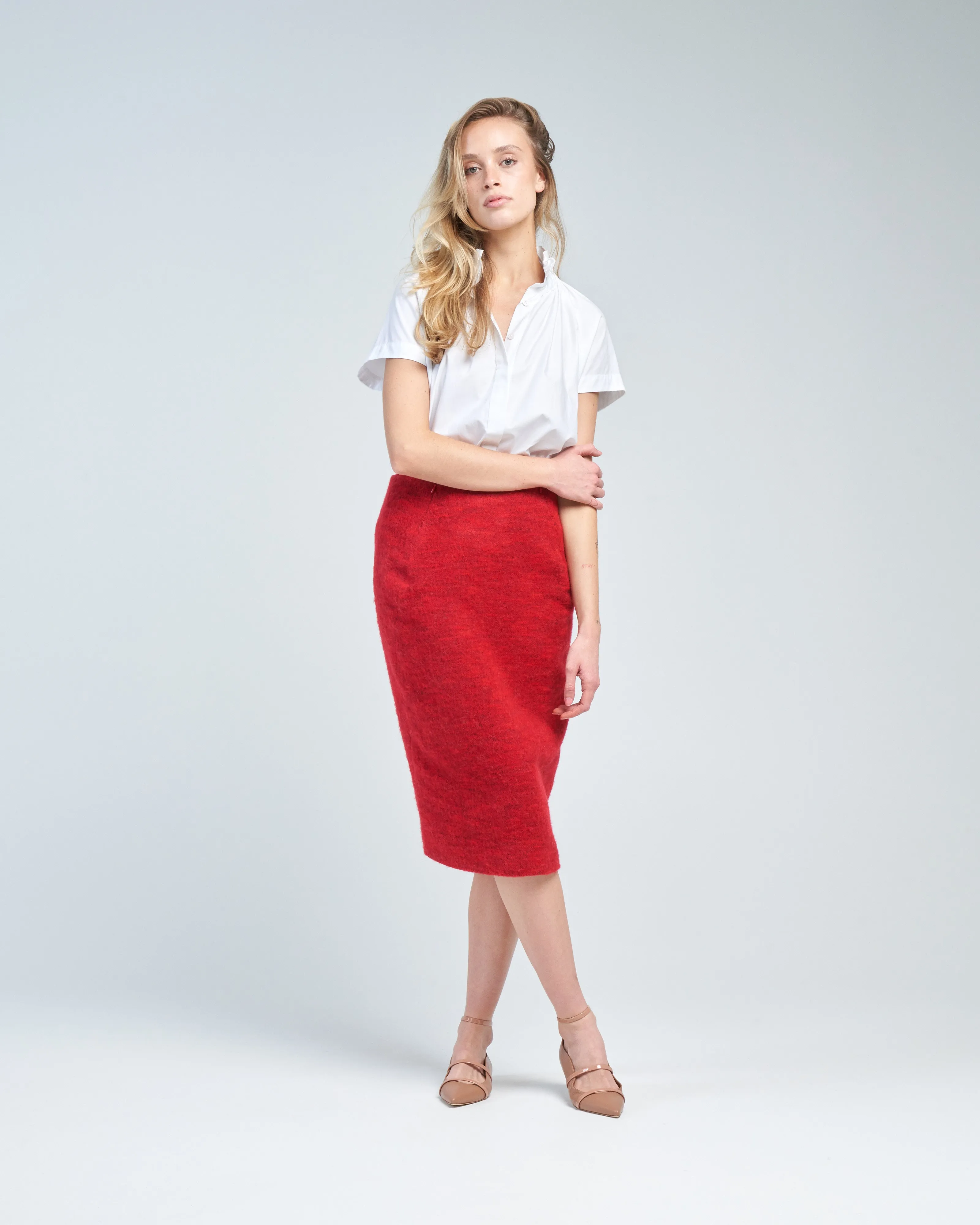 pleat back skirt