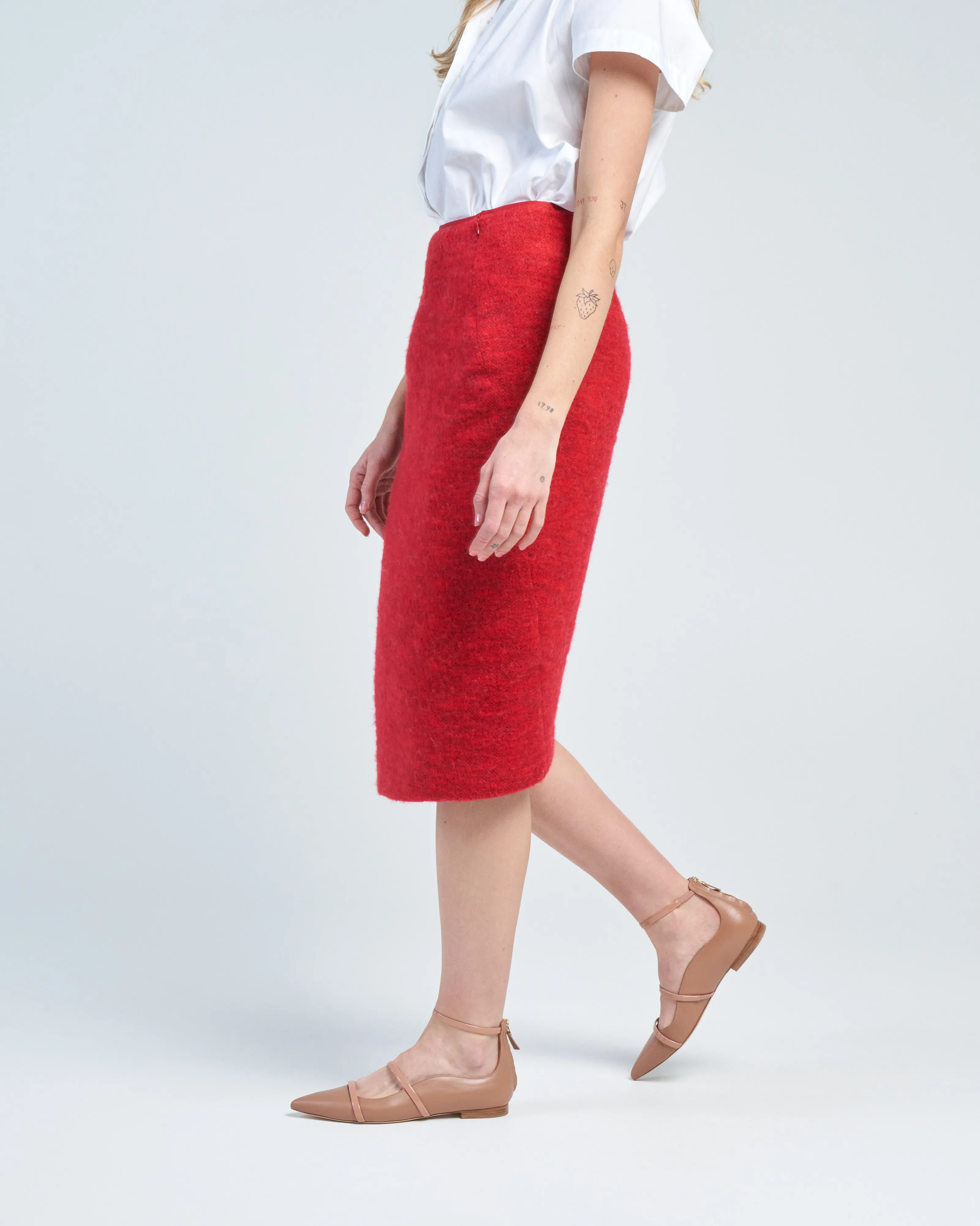 pleat back skirt